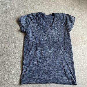 Lululemon swiftly tech top
